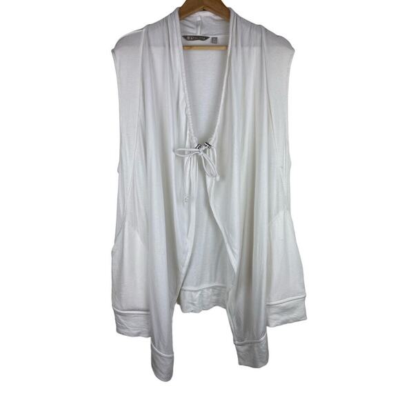 Athleta Cream Sleeveless Vest - Picture 1 of 4